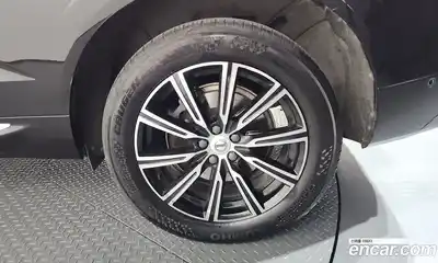 Volvo XC60 2018 2.0 гидро в Москве № 1913164, миниатюра 7