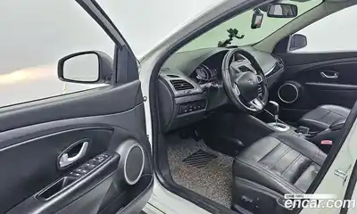Renault SM3 2013 1.6 гидро в Москве № 1913262, миниатюра 10