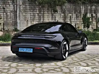 Porsche Taycan 2025 0.1 гидро в Москве № 1913632, миниатюра 2