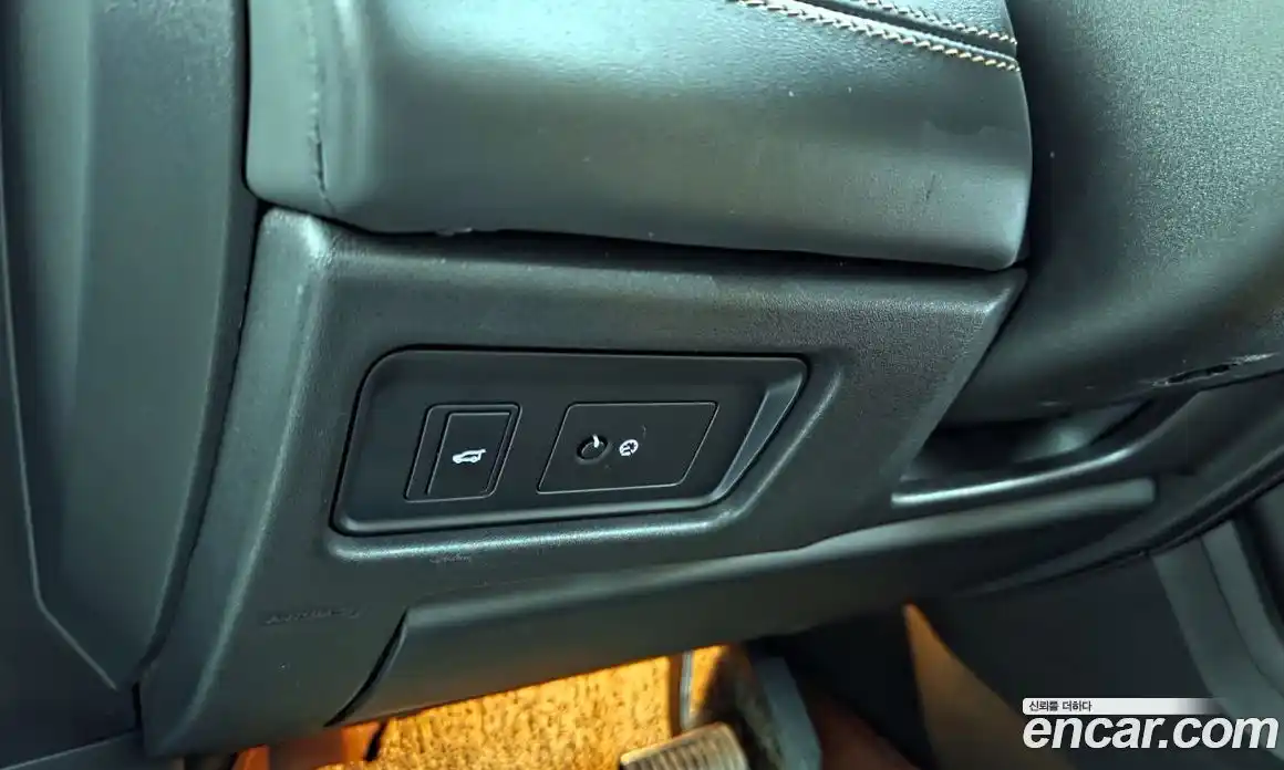 Land Rover Discovery Sport 2015 2.2 гидро в Москве № 1915228, фото 14