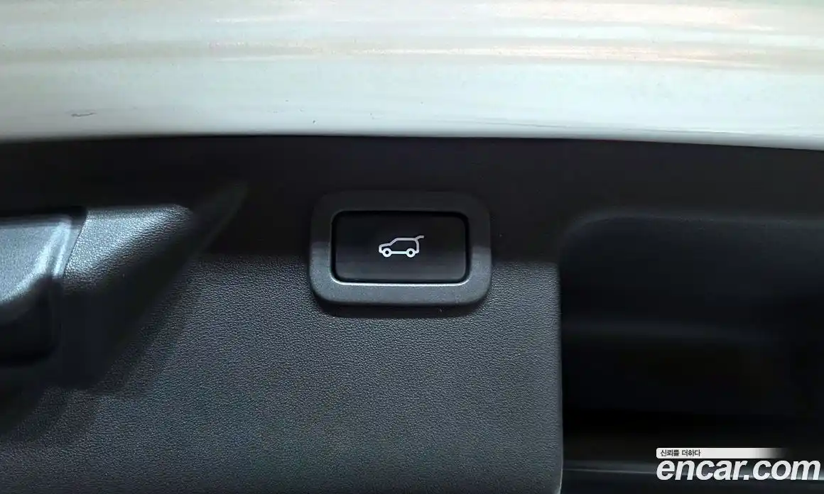 Land Rover Discovery Sport 2015 2.2 гидро в Москве № 1915228, фото 19