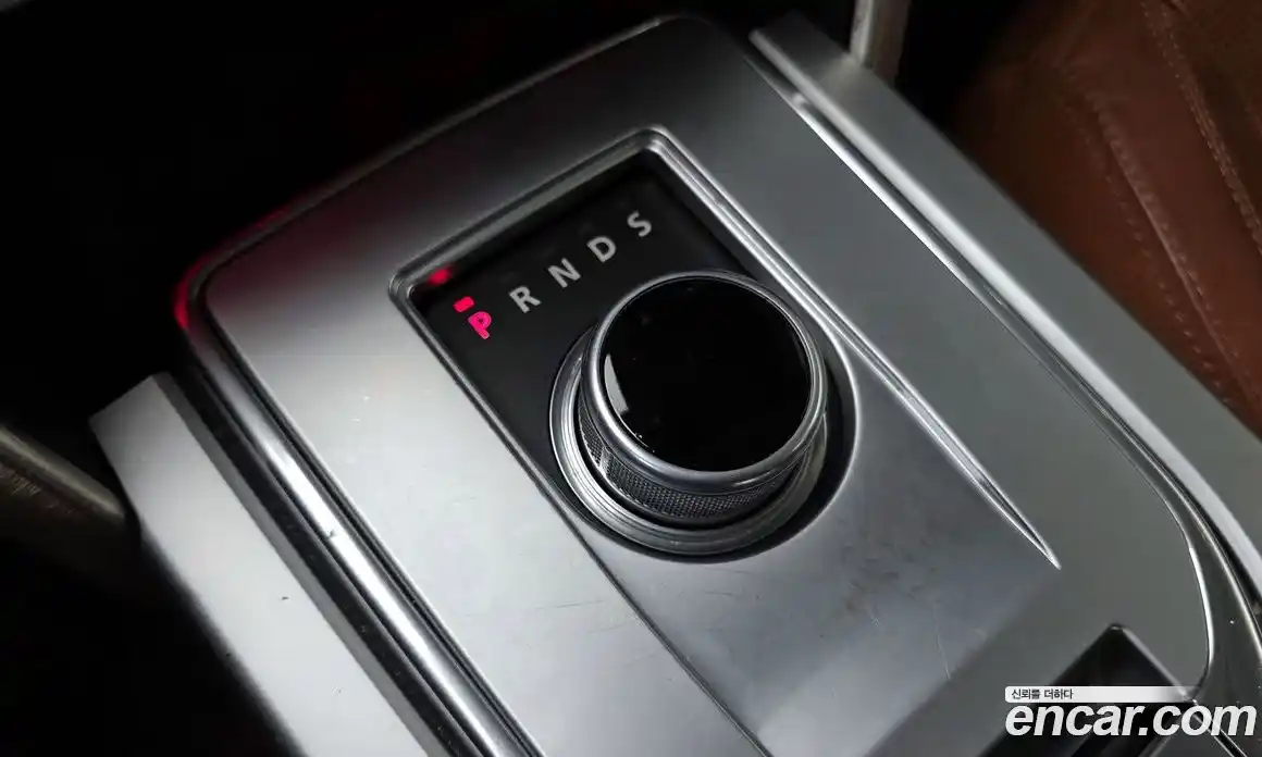 Land Rover Discovery Sport 2015 2.2 гидро в Москве № 1915228, фото 9