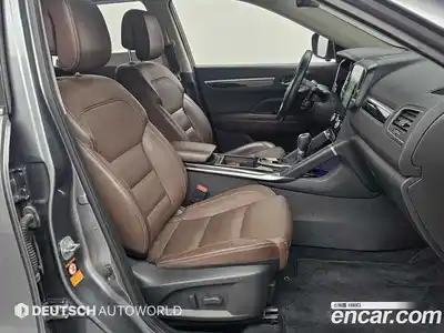 Renault QM6 2018 2.0 гидро в Москве № 1915348, миниатюра 10