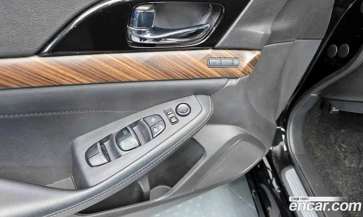 Nissan Maxima 2017 3.5 гидро в Москве № 1916627, фото 17