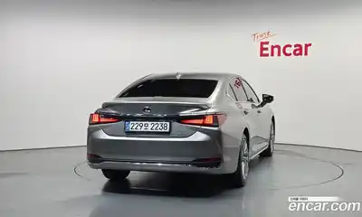 Lexus ES 2025 2.5 гидро в Москве № 1916918, миниатюра 4