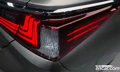 Lexus ES 2025 2.5 гидро в Москве № 1916918, миниатюра 9