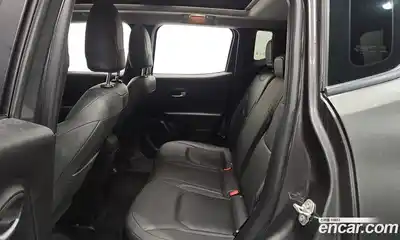 Jeep Renegade 2020 2.4 гидро в Москве № 1918981, миниатюра 12