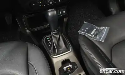 Jeep Renegade 2020 2.4 гидро в Москве № 1918981, миниатюра 9