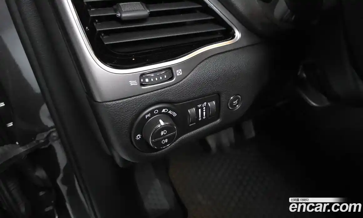 Jeep Cherokee 2021 2.4 гидро в Москве № 1919001, фото 28