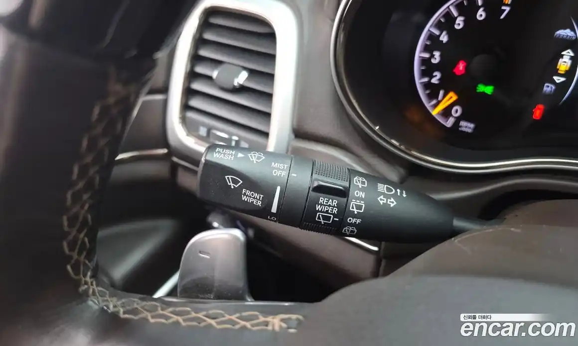 Jeep Cherokee 2019 3.6 гидро в Москве № 1919246, фото 24