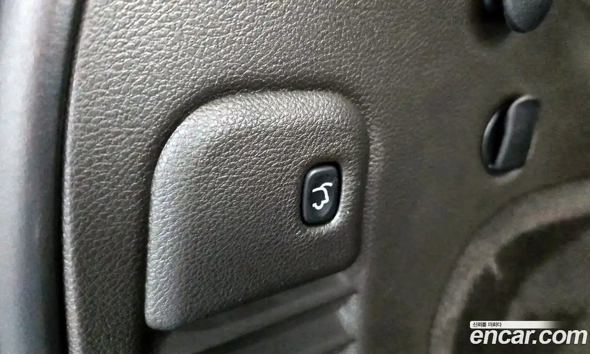 Jeep Cherokee 2019 3.6 гидро в Москве № 1919246, фото 30