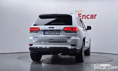 Jeep Cherokee 2019 3.6 гидро в Москве № 1919246, миниатюра 4