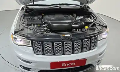 Jeep Cherokee 2019 3.6 гидро в Москве № 1919246, миниатюра 6