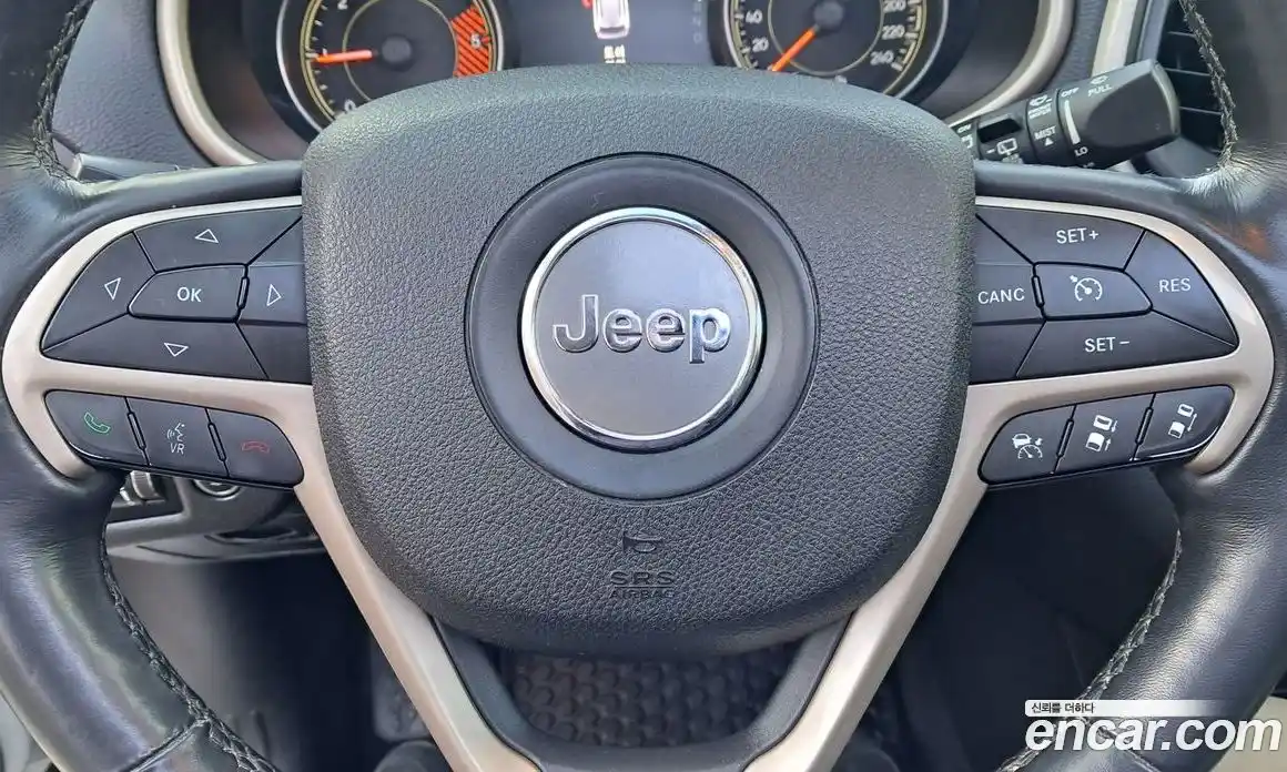 Jeep Cherokee 2014 2.0 гидро в Москве № 1919439, фото 12