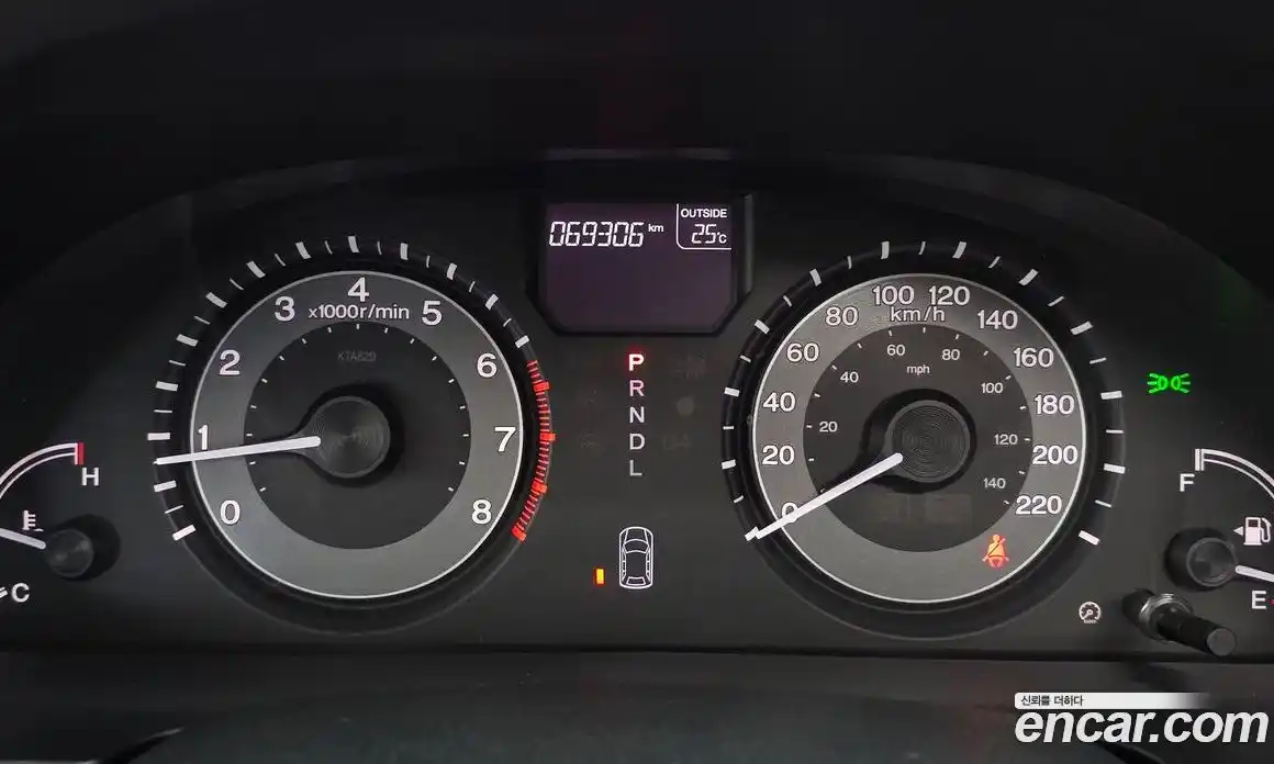 Honda Odyssey 2015 3.5 гидро в Москве № 1919847, фото 8