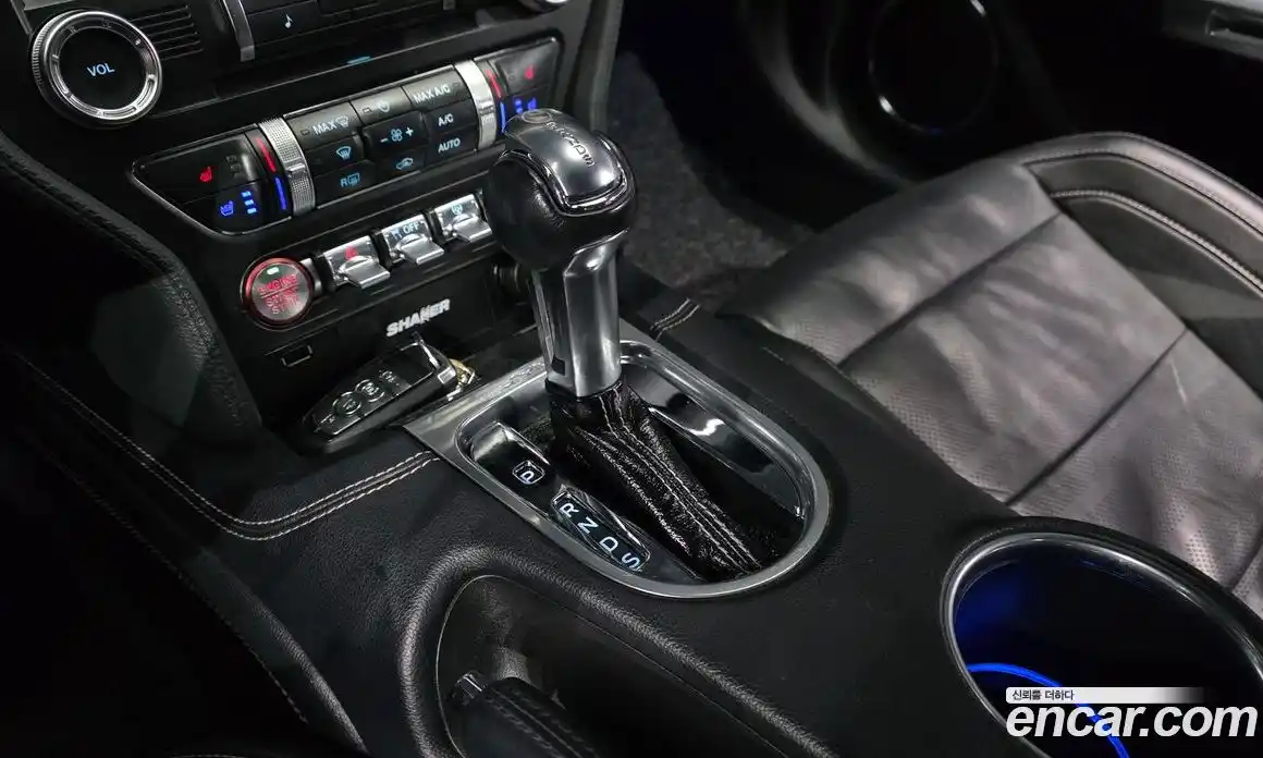 Ford Mustang 2018 2.3 гидро в Москве № 1920424, фото 12