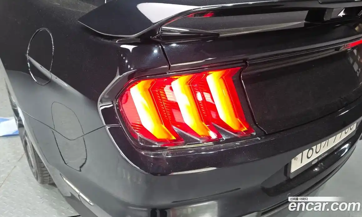 Ford Mustang 2018 2.3 гидро в Москве № 1920424, фото 9
