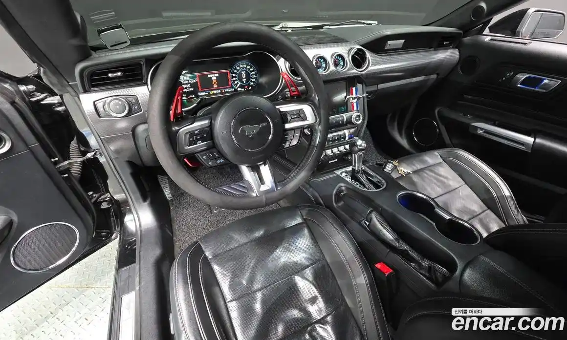 Ford Mustang 2018 2.3 гидро в Москве № 1920424, фото 10