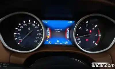 Maserati Ghibli 2018 3.0 гидро, миниатюра 8