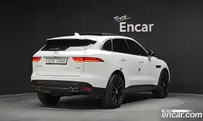 Jaguar F-Pace, 2018