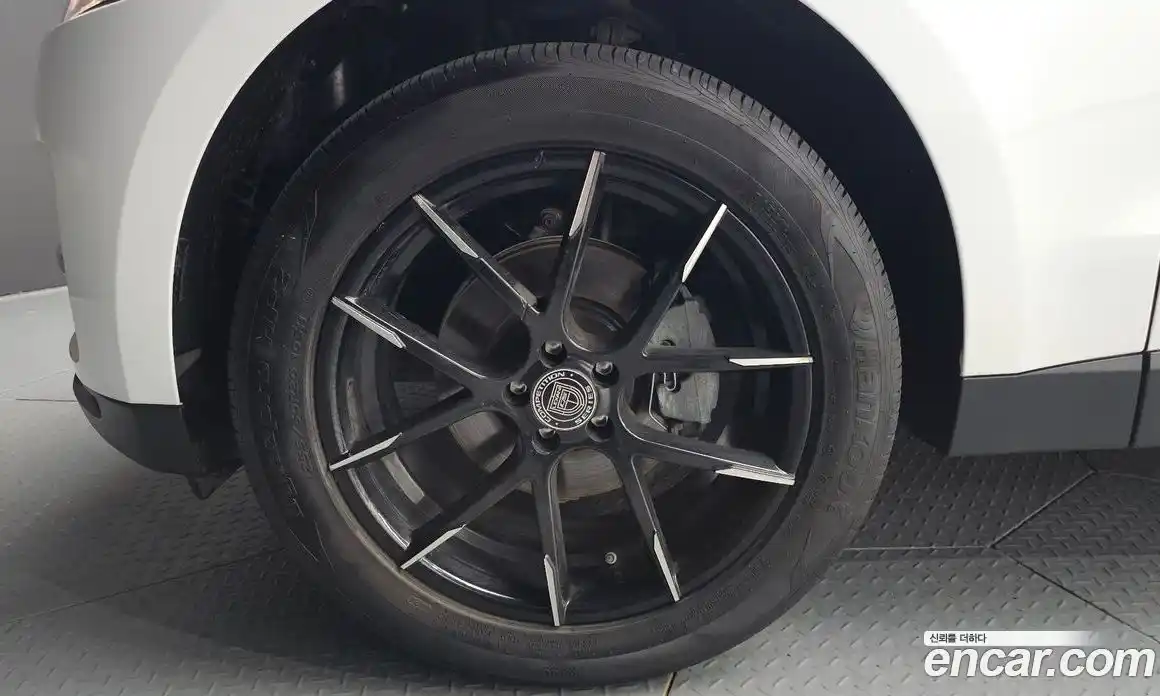 Jaguar F-Pace 2018 2.0 гидро в Москве № 1921176, фото 4