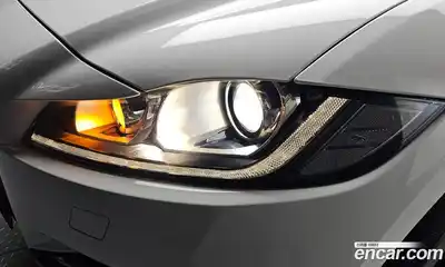Jaguar F-Pace 2018 2.0 гидро в Москве № 1921176, миниатюра 7