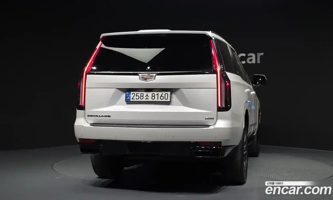 Cadillac Escalade 2022 6.2 гидро в Москве № 1921867, фото 4