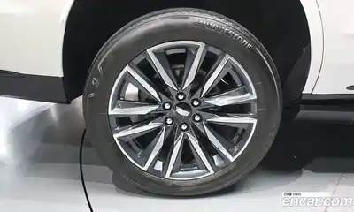 Cadillac Escalade 2022 6.2 гидро в Москве № 1921867, миниатюра 5
