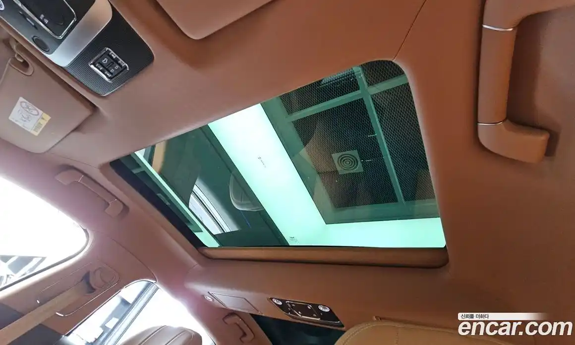 Bentley Flying Spur 2021 4.0 гидро, фото 25