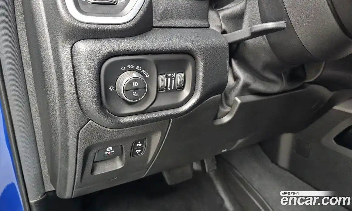 Dodge Ram Pick Up 2019 5.7 гидро в Москве № 1922505, фото 19