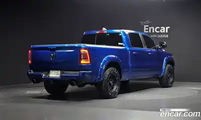 Dodge Ram Pick Up 2019 5.7 гидро в Москве № 1922505, миниатюра 2