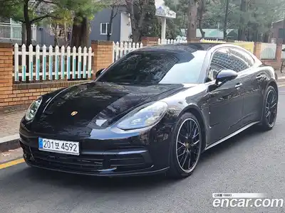 Porsche Panamera, 2020