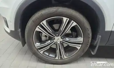 Volvo XC40 2021 2.0 гидро в Москве № 212856, миниатюра 5