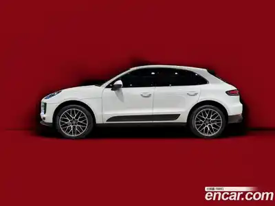 Porsche Macan, 2021