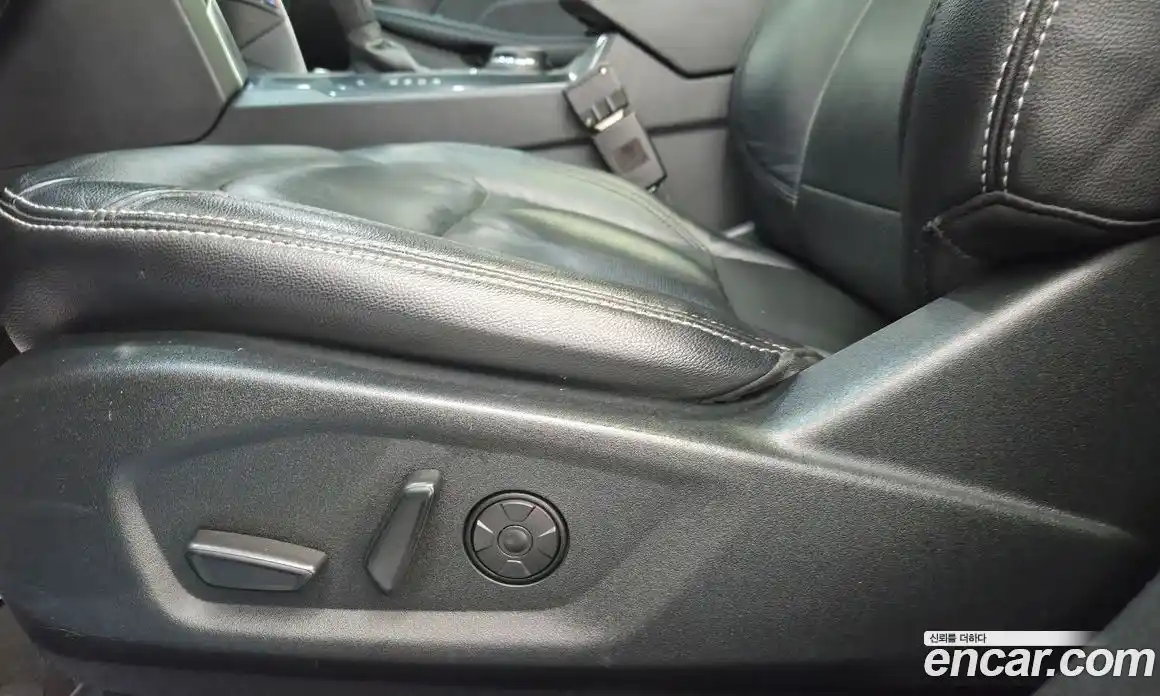 Ford Explorer 2019 2.3 гидро в Москве № 255642, фото 18