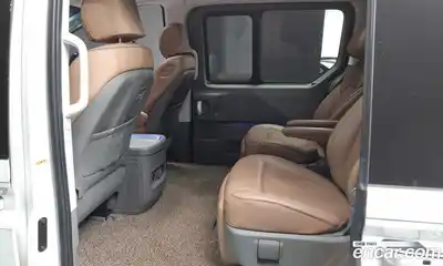 Hyundai Staria 2023 2.2 гидро в Москве № 6902, миниатюра 12