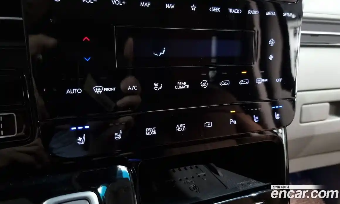 Hyundai Staria 2023 2.2 гидро в Москве № 6902, фото 17