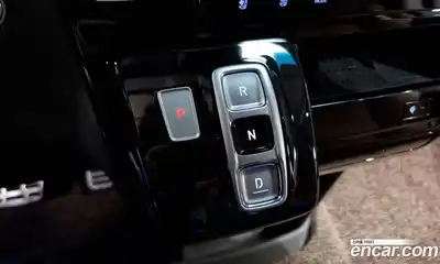 Hyundai Staria 2023 2.2 гидро в Москве № 6902, миниатюра 9