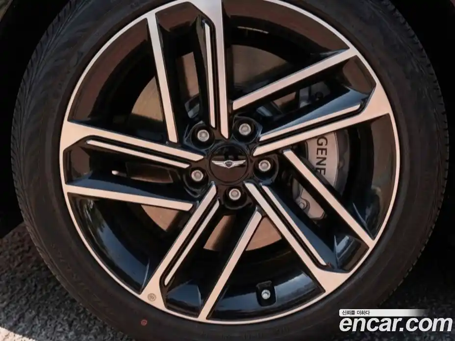 Genesis G80 2025 2.5 гидро в Москве, фото 4