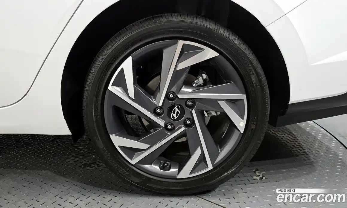 Hyundai Avante 2025 1.6 гидро в Москве № 1244469, фото 6
