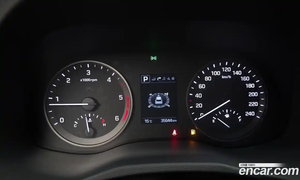 Hyundai Tucson 2017 1.7 гидро в Москве № 1244661, фото 10