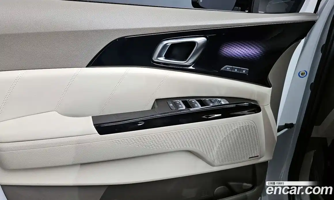 Kia Canival 2021 3.5 гидро в Москве, фото 14