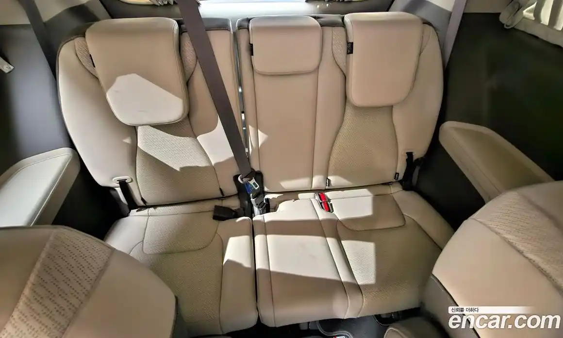Kia Canival 2021 3.5 гидро в Москве, фото 18