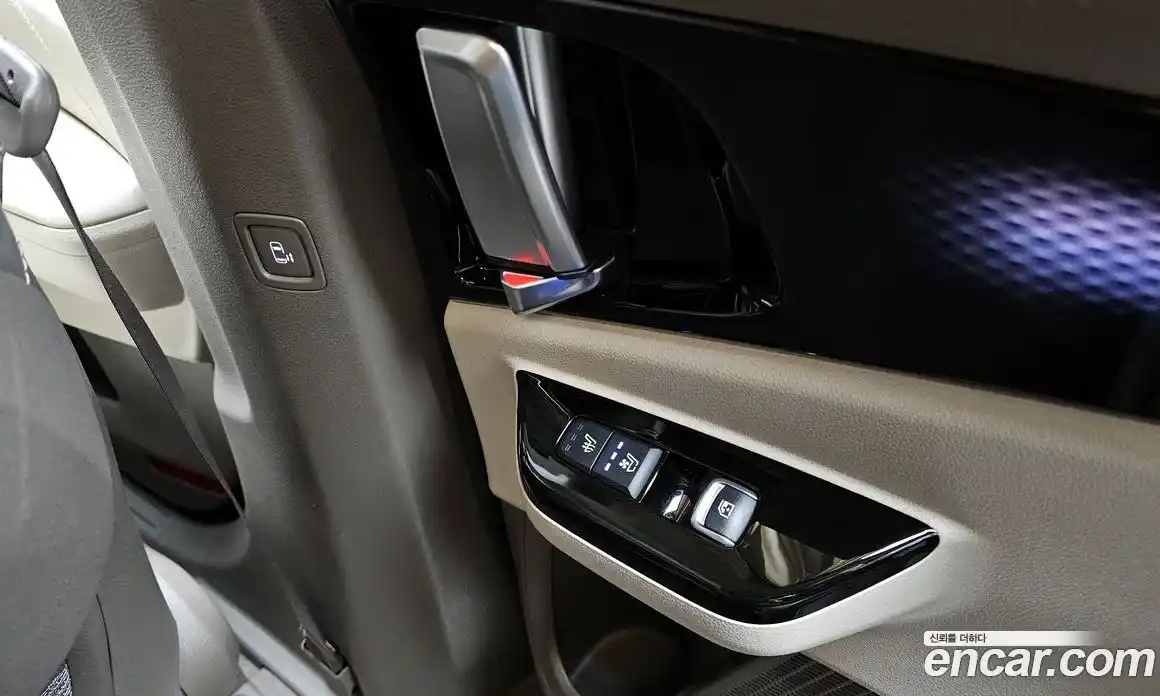 Kia Canival 2021 3.5 гидро в Москве, фото 30
