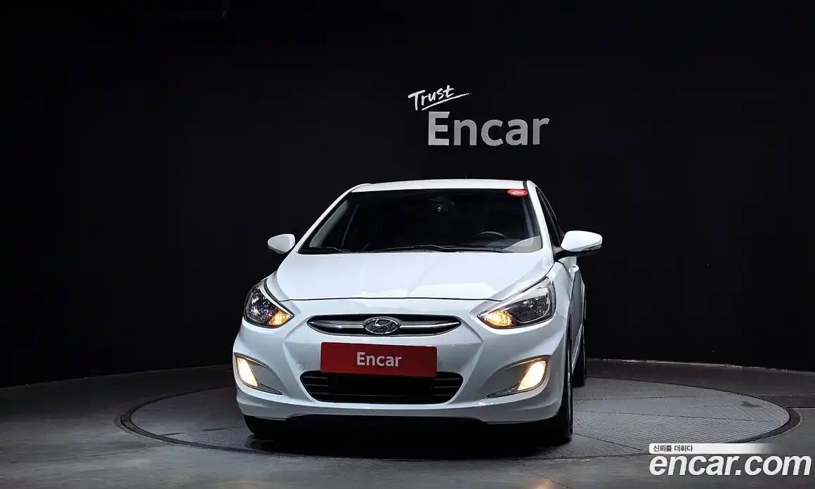 Hyundai Accent 2015 1.4 гидро в Москве № 1278027, фото 3