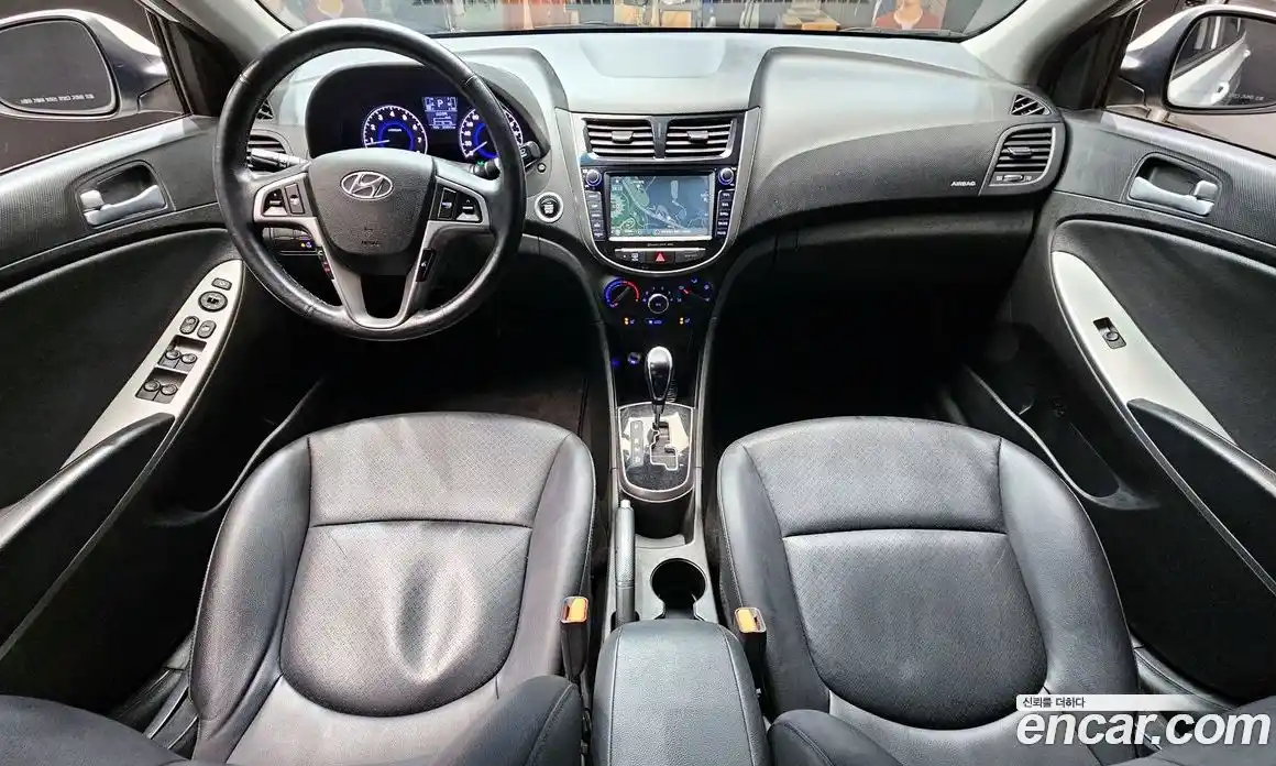 Hyundai Accent 2015 1.4 гидро в Москве № 1278027, фото 10