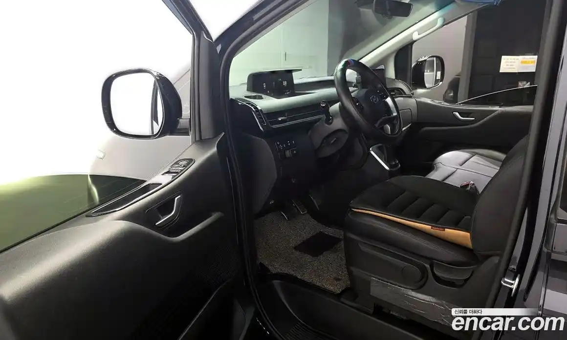 Hyundai Staria 2024 2.2 гидро в Москве № 1317800, фото 13