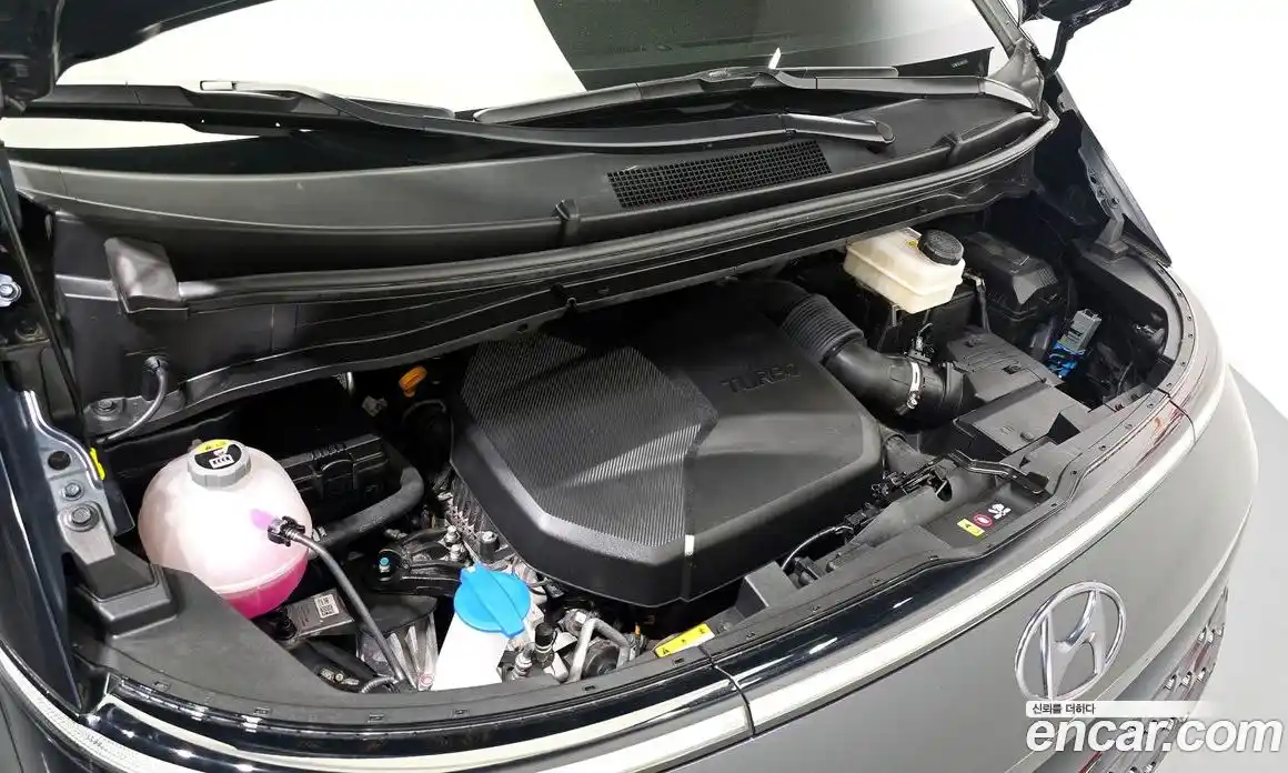Hyundai Staria 2024 2.2 гидро в Москве № 1317800, фото 6