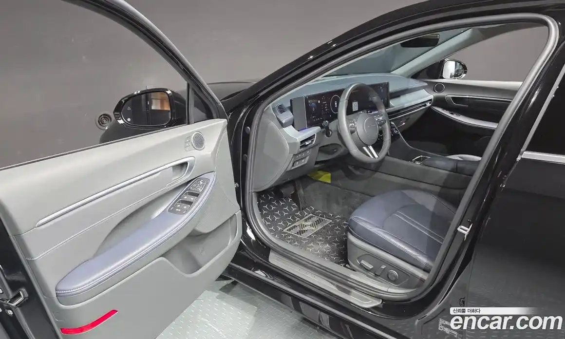 Hyundai Sonata 2025 1.6 гидро в Москве № 1416877, фото 13