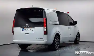 Hyundai Staria, 2025